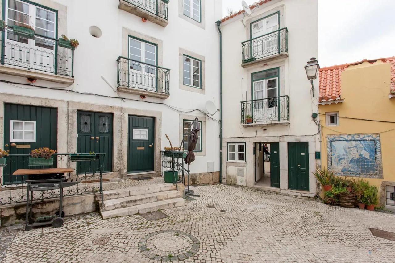 ליסבון Alfama Charming Apt With 2 Free Bikes By Timecooler מראה חיצוני תמונה